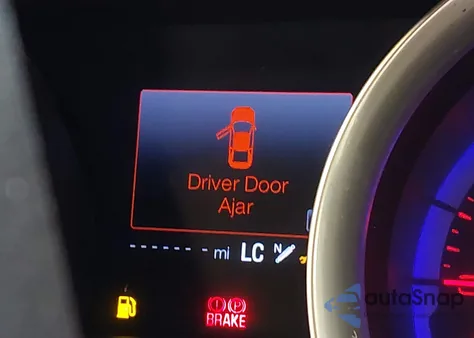 2013 Ford Shelby Gt500 z USA, uszkodzony, nr VIN 1ZVBP8JZ8D5260863